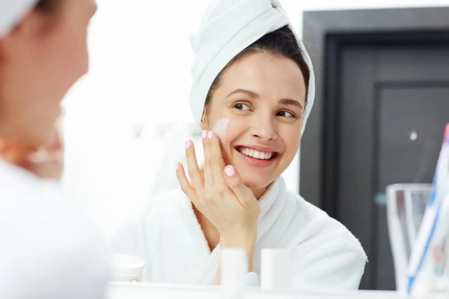 Skin care cream with functional actives